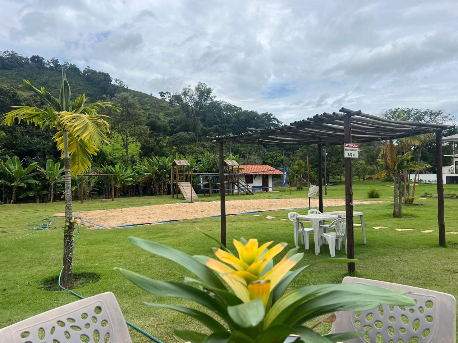 Paraíso A Da Dona Perpetua Pensión Capitólio